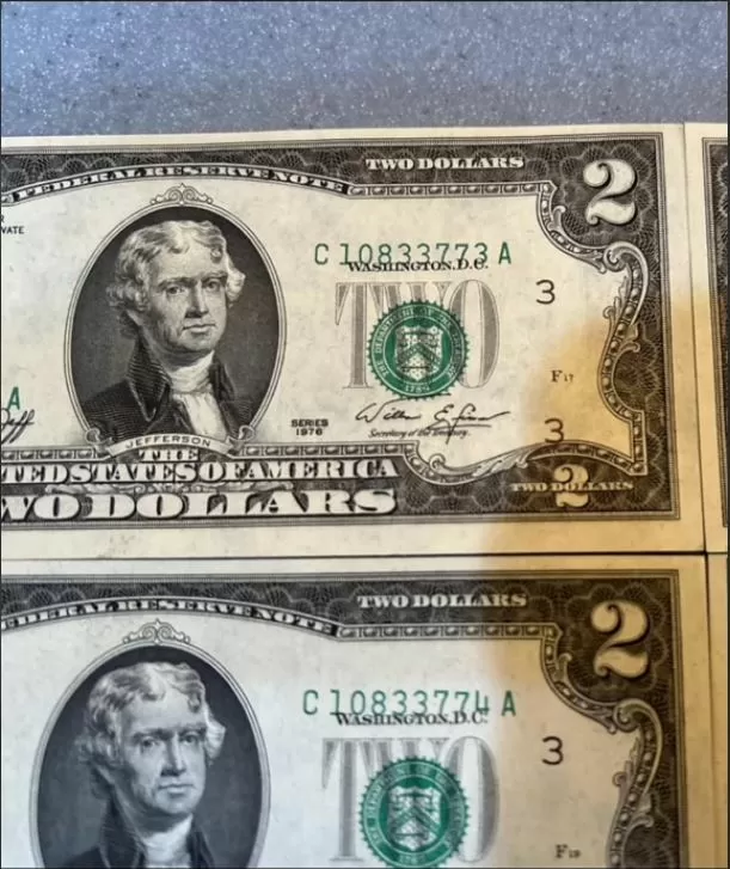 2 dollar bill that sells for 300 thousand pesos 2 dollar bill that sells for 300 thousand pesos