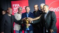 La Copa del Mundo está en Argentina y seis campeones volvieron a levantarla.