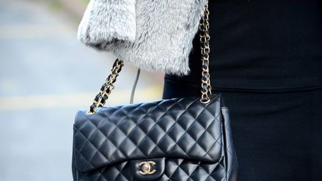 Las clientas de Chanel no vacilan en pagar más de u$s10.000 por un bolso. Pero en China eso ya no sucede.