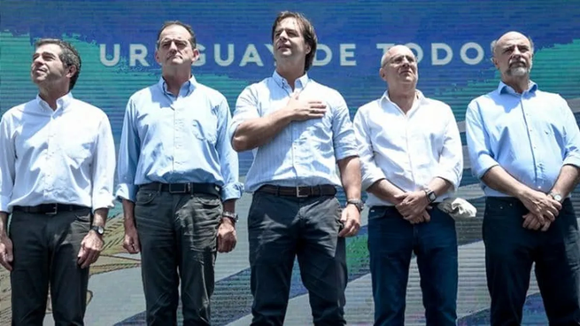 El gobierno uruguayo perderá algunos de sus ministros y funcionarios por la campaña electoral.