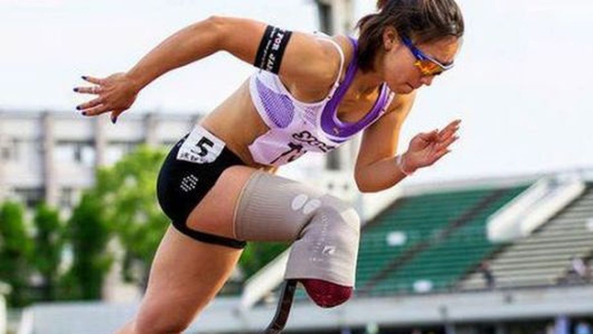 Atleta paralímpica se desnuda para ir a Londres