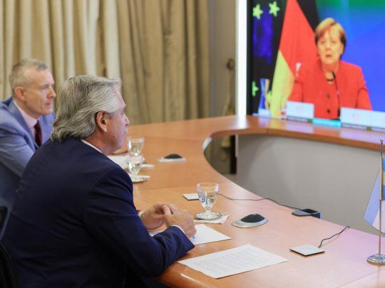 El presidente Alberto Fernández mantuvo un diálogo con Ángela Merkel.