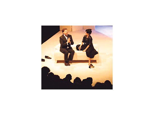 Virginia Innocenti  y Osmar Núñez interpretan a Anna Magnani y Tennessee Williams en “Noches romanas”, de Franco  D’Alessandro, con puesta y versión de Oscar Barney Finn.