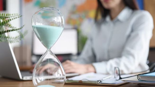 La reducción de la jornada laboral, una realidad que avanza en el mundo y que impulsan desde algunos sectores en el país.