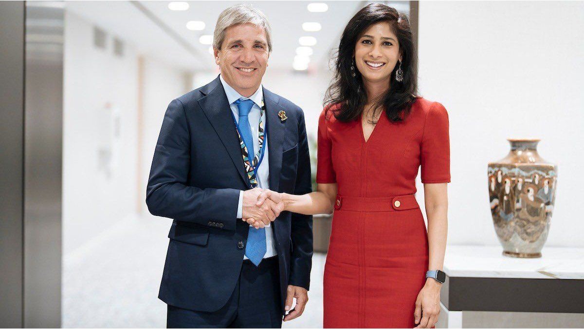 Luis Caputo met with No. 2 of the IMF and adds backs
