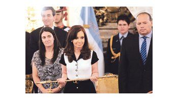 Cristina de Kirchner ayer encabezó la ceremonia de ascenso  de personal de fuerzas de seguridad en Casa Rosada.