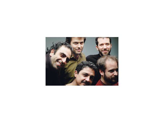 Puente Celeste, quinteto formado en 1997, presentó un nuevo trabajo de apreciable calidad instrumental.