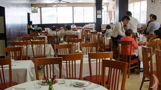 El restaurante que sorprendió a todo México al renacer de la ruina. El restaurante que sorprendió a todo México al renacer de la ruina.
