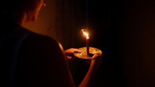 El corte de luz dejó sin srrvicio a todo Salta. (Foto de archivo)