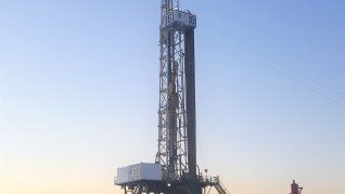 Vaca Muerta. El 2025 cerró con 23.896 etapas, un 34% por encima del 2024. YPF lideró la actividad y concentró el mayor número de etapas. Vaca Muerta. El 2025 cerró con 23.896 etapas, un 34% por encima del 2024. YPF lideró la actividad y concentró el mayor número de etapas.