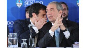 El ministro de Justicia y Derechos Humanos, Julio Alak, ante la Comisión Bicameral de Reforma, Actualización y Unificación de los Códigos Civil y Comercial junto a su vice, Julián Álvarez.