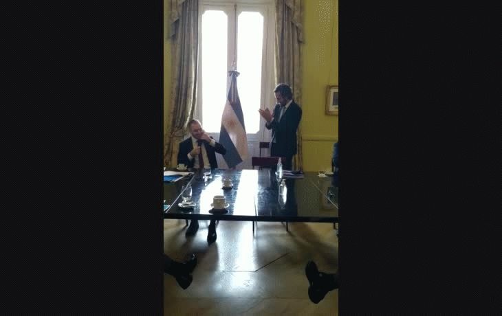 El ministro de Economía, Martín Guzmán, fue aplaudido por sus compañeros del gabinete económico.