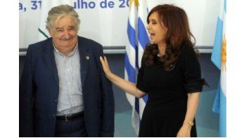 José Pepe Mujica y Cristina de Kirchner en la última Cumbre del Mercosur en Brasilia.