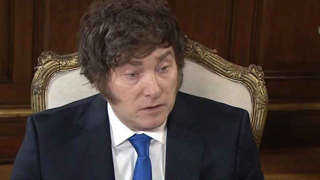 Javier Milei anunció la oficialización del swap con Estados Unidos y explicó cómo se usarán los dólares del Banco Central. Javier Milei anunció la oficialización del swap con Estados Unidos y explicó cómo se usarán los dólares del Banco Central.