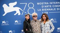 con una normalidad a medias, arranca el festival de cine de venecia