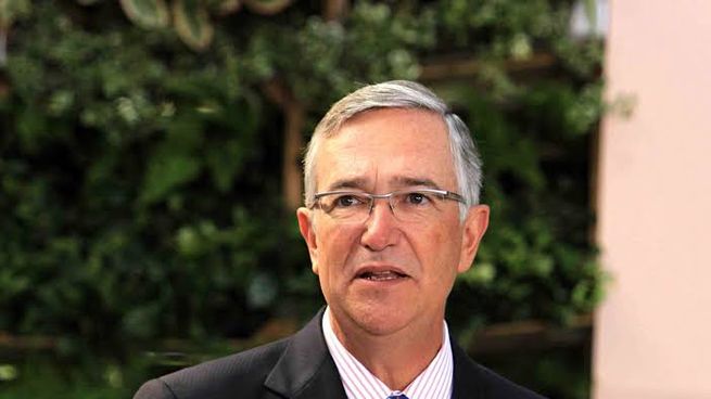 Ricardo Salinas Pliego, multimillonario opositor a Claudia Sheinbaum, enfurece por nueva ley del ISSSTE: ¡Es la ley del embudo!.