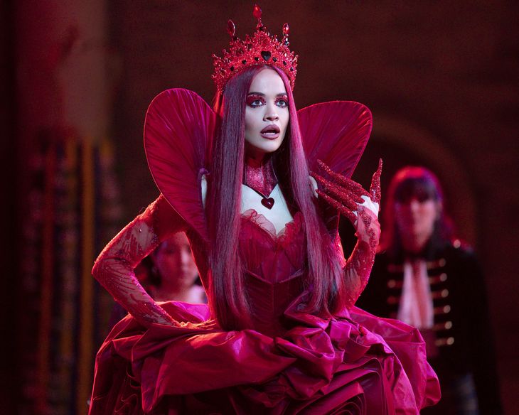 Rita Ora en Descendientes: El Ascenso de Red, en Disney+ Rita Ora en Descendientes: El Ascenso de Red, en Disney+
