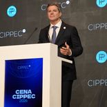 Luciano Laspina aseguró que al Gobierno le faltan restan reformas centrales. Luciano Laspina aseguró que al Gobierno le faltan restan reformas centrales.