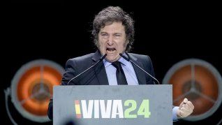 La UCR le pidió a la Oficina de Anticorrupción que investigue el viaje de Javier Milei a España