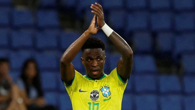 Vinicius Jr, se valorizó hasta los u$s194 millones con el Real Madrid. El atacante brasileño se consolidó como el sudamericano más valioso de todos los tiempos y su casi bicentenar hace que el combinado brasileño mire al resto de selecciones muy por debajo.