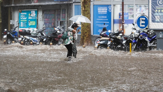 Las intensas lluvias provocaron inundaciones, caída de árboles y daños en la infraestructura urbana en distintos puntos de la provincia. Las intensas lluvias provocaron inundaciones, caída de árboles y daños en la infraestructura urbana en distintos puntos de la provincia.