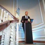 El jefe de Gabinete, Manuel Adorni, reconoció que su esposa viajó en el avión presidencial. El jefe de Gabinete, Manuel Adorni, reconoció que su esposa viajó en el avión presidencial.