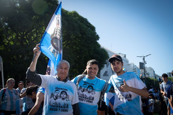 20-12-2022_cientos_de_miles_de_hinchas (3).jpg