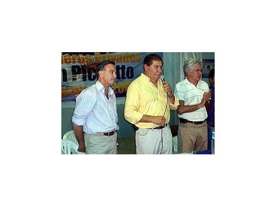 En 2007, el petrolero Guillermo Pereyra abonaba la candidatura a gobernador de Río Negro de Miguel Ángel Pichetto. Los vínculos entre el moyanista y el senador K viene de larga data.