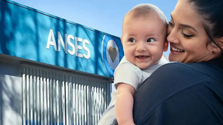 El Complemento Leche se deposita junto con la AUH y alcanza a familias con niños pequeños y personas embarazadas. El Complemento Leche se deposita junto con la AUH y alcanza a familias con niños pequeños y personas embarazadas.