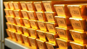 mercados alterados: el oro cedio 4% y tasa del bono de eeuu a 2 anos cayo debajo del 1%