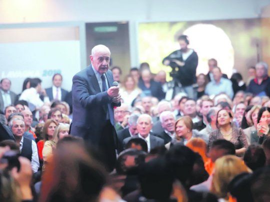 Lavagna inauguró un local de Consenso 19 en la Ciudad de Buenos Aires.