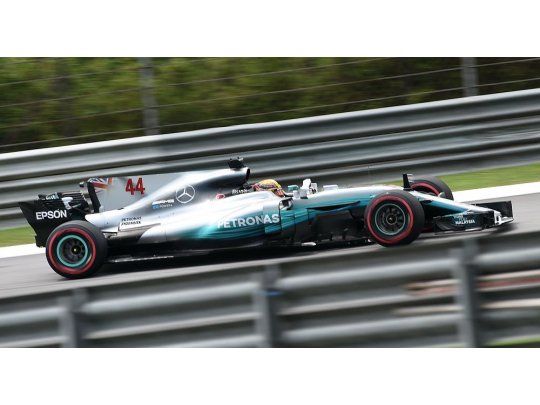 GP de Malasia: Hamilton fue el más rápido en un día para el olvido de Vettel