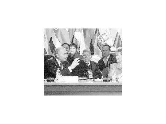 Fernando de la Rúa sufrió una lipotimia
