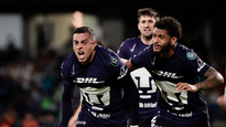 Pumas saca ventaja en la serie contra Alajuelense.