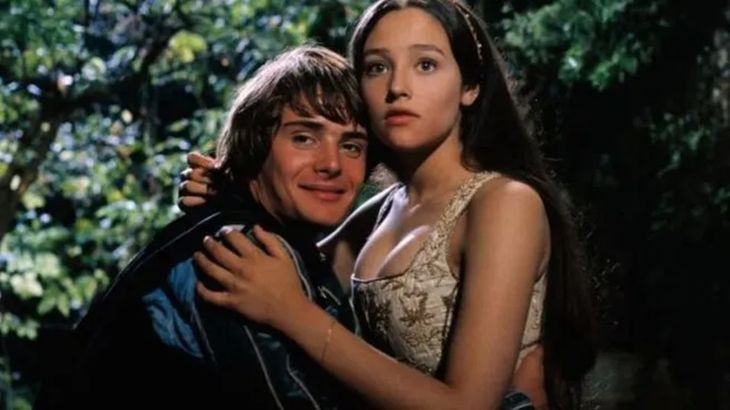 Olivia Hussey con Leonard Whiting en la celebrada versión de Olivia Hussey con Leonard Whiting en la celebrada versión de