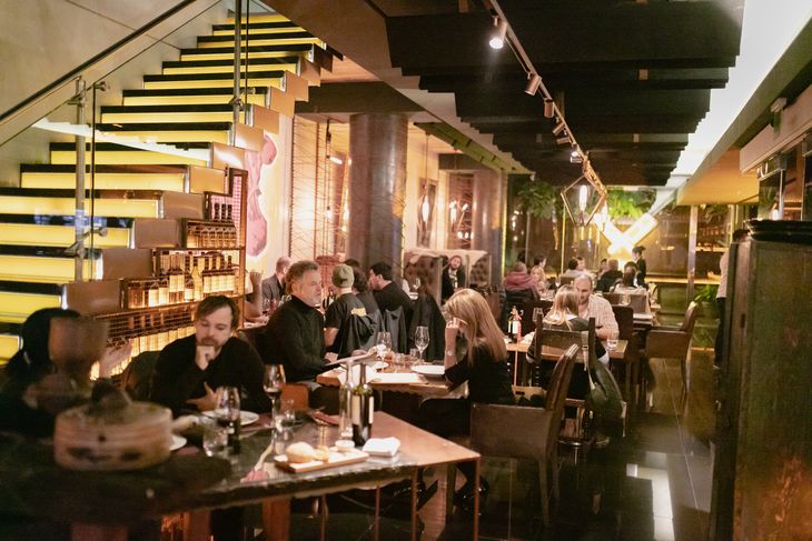 Dirección: Av. Pres. Manuel Quintana 465, Subsuelo del Hotel Mío Buenos Aires, Recoleta. Dirección: Av. Pres. Manuel Quintana 465, Subsuelo del Hotel Mío Buenos Aires, Recoleta.