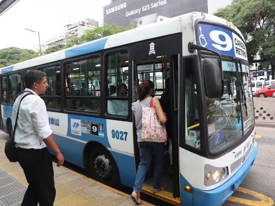 Lo empresarios del transporte de colectivos piden que se oficialice una nueva estructura de costos. Es decir, más aumentos.