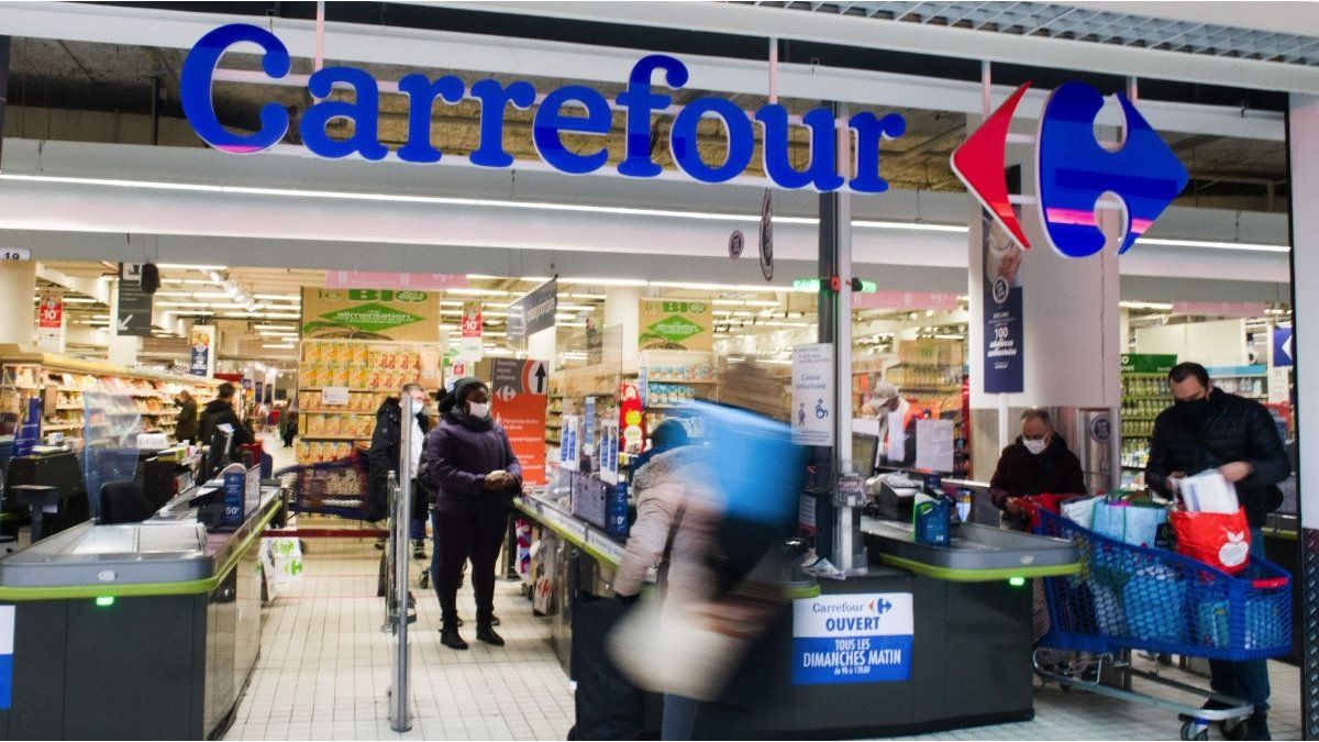Carrefour fires its employees with the new express closing modality