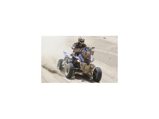 Alejandro Patronelli, con Yamaha, está a sólo dos etapas de repetir lo hecho en 2011.