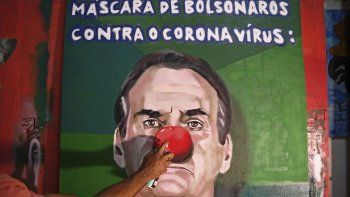 Una pintada contra Bolsonaro en Brasil.