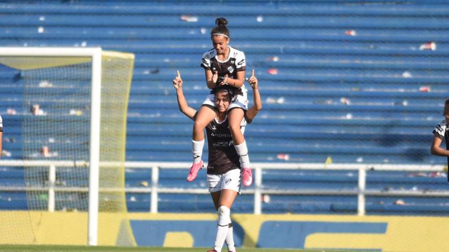 Santander le dio el triunfo a Platense.