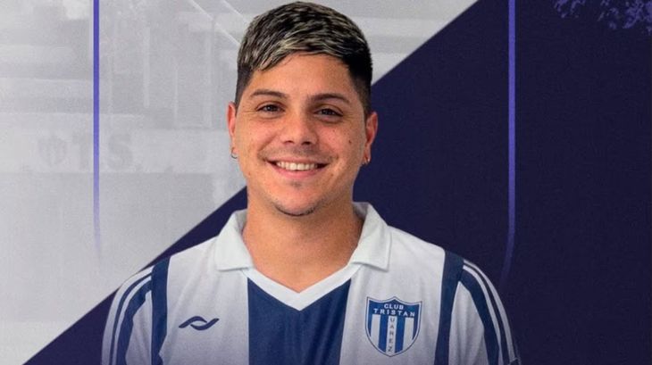 Jonathan Berón pertenece a Vélez Sarsfield y actualmente juega a préstamo en Tristán Suárez. Jonathan Berón pertenece a Vélez Sarsfield y actualmente juega a préstamo en Tristán Suárez.