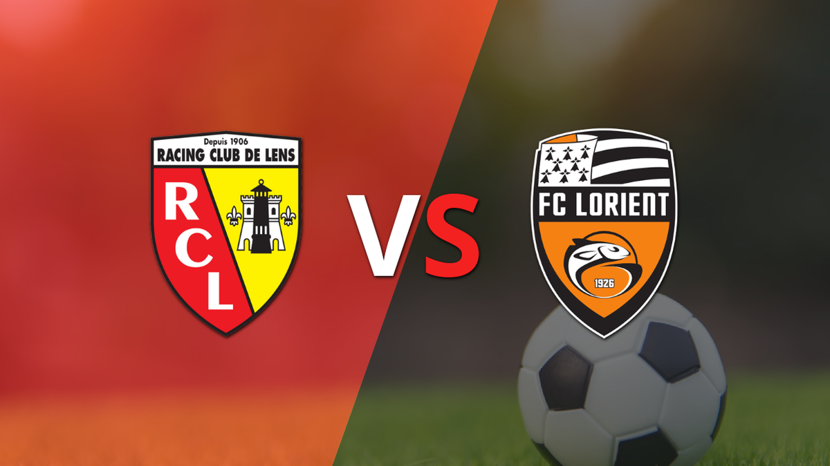 The actions of the duel between Lens and Lorient begin
