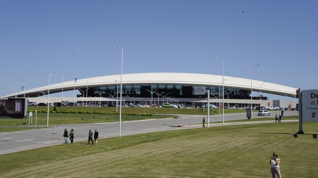 A partir de nuevas frecuencias y rutas, Uruguay mejoró su conectividad aérea en 2023