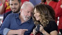 El expresidente de Brasil Lula da Silva y su pareja Rosangela Silva, Janja.