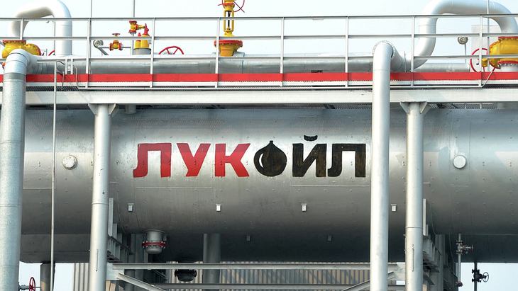 The sanctions are on the two largest Russian oil companies The sanctions are on the two largest Russian oil companies