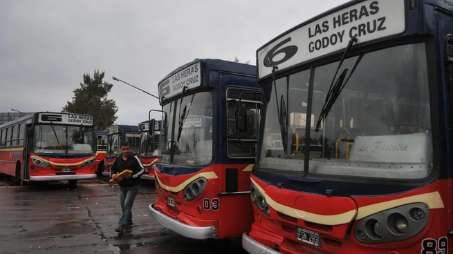 Las lineas de colectivos de Mendoza se suman a los nuevos medios de pago en la SUBE. 