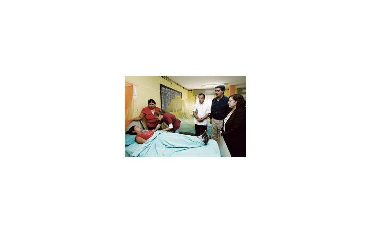 Ocaña recorrió ayer los centros de salud de Chaco para monitorear las tareas de prevención y aislamiento de los enfermos contagiados.