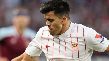 Marcos Acuña dio la asistencia del 1-0 de Sevilla sobre West Ham por la Europa League.