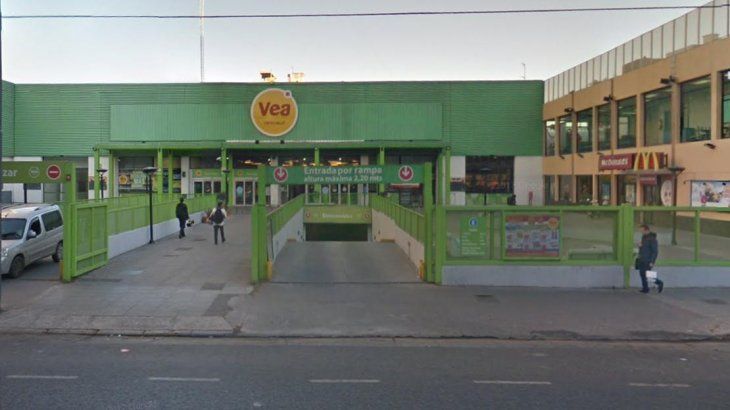 Locales de la cadena Vea afectados por la baja de ventas: trabajadores y gremios advierten por el impacto del cierre de supermercados en el empleo
